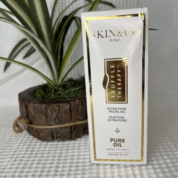 Skin & Co Truffle Therapy Ultra-Pure Facial Oil - Picture 6 of 6